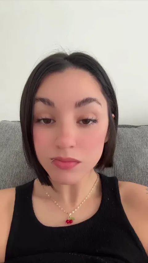 I look beautiful with short hair to match my t-shirt