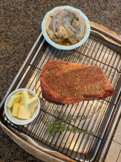 [homemade] steak, shrimp and seasoned fries