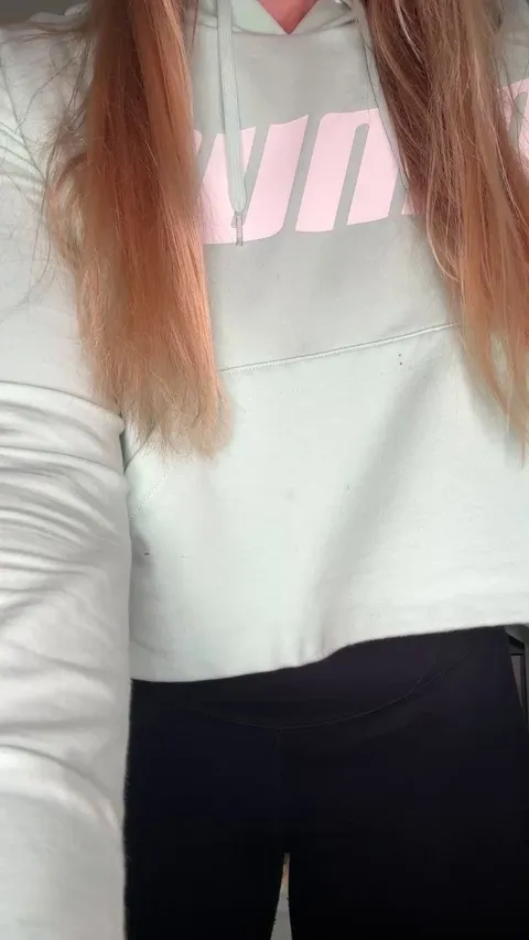 Love bouncing my big tits in front of your face