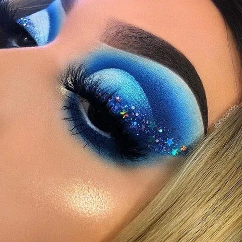 Why my eyeshadow don’t eyeshadow like everyone else’s 😔