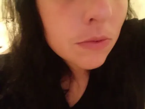 Lifting up my saggy tits