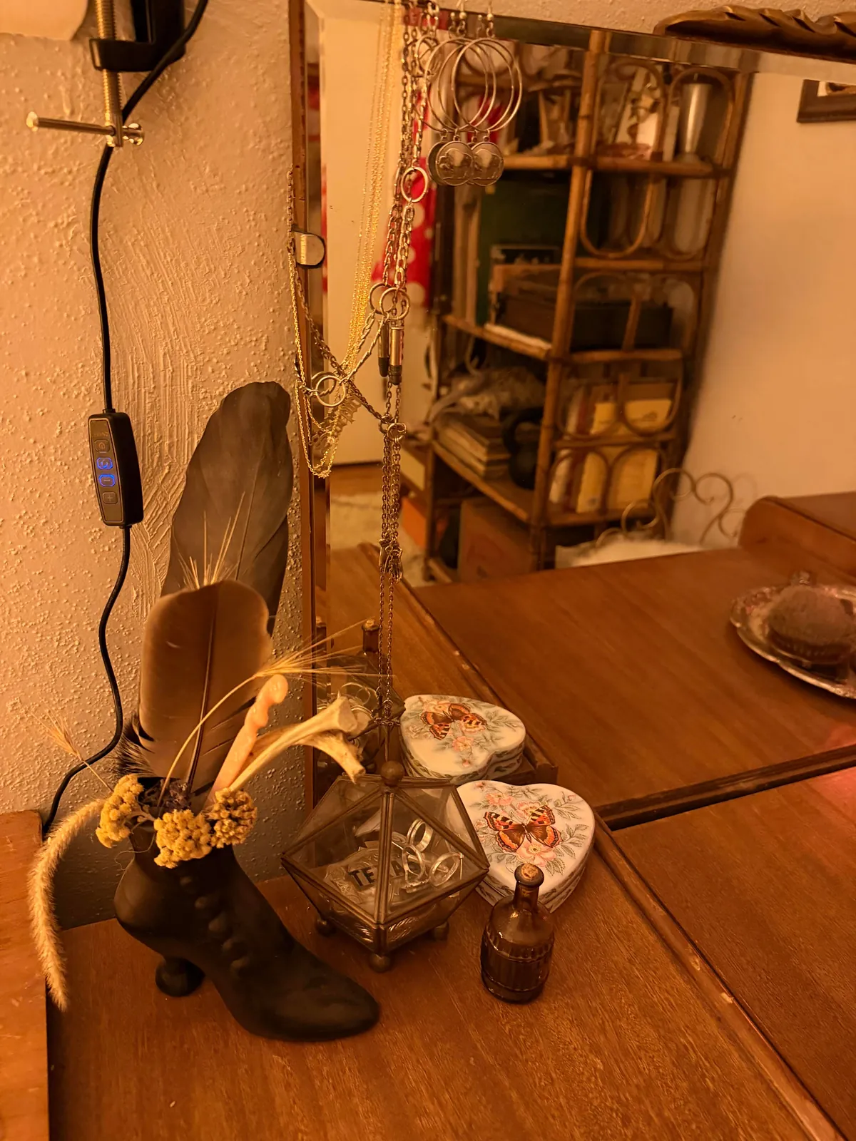 A little corner in my bedroom 🫶🏻