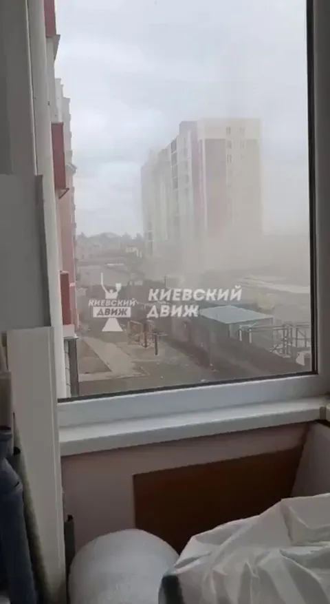 Russian tanks are bombing the residential sector of Irpin, Ukraine.