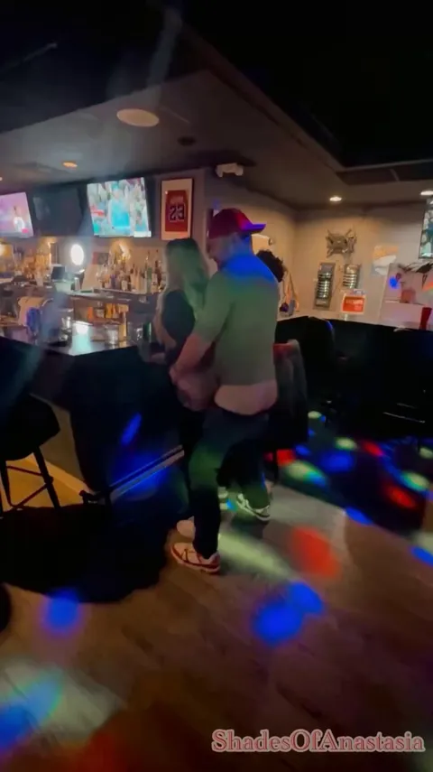 Public flash became a quick discrete fuck in the corner..and ended up not being discrete 🙈