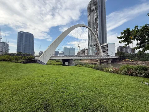 Ang galing lang din talaga ng Ayala gumawa ng open spaces