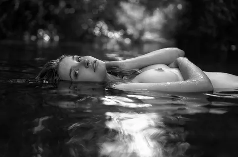 Sydney Van Til | c.2017 | ph. Khoa Bui