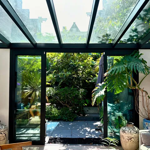 Cozy Amsterdam summer in the garden studio 