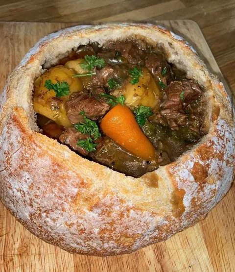 [Homemade] Beef stew in a bread bowl