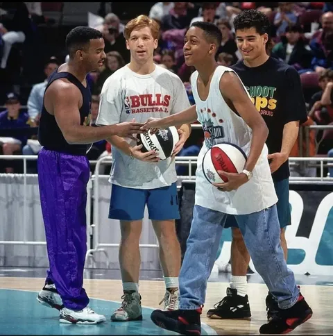 Does anyone know what sneakers Urkel is wearing here?