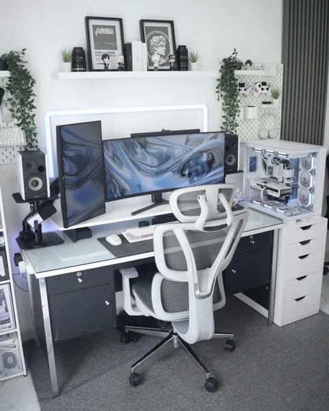 Almost All-White Desk Setup