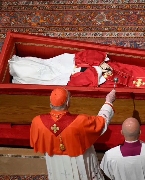 Some pictures from the funeral.