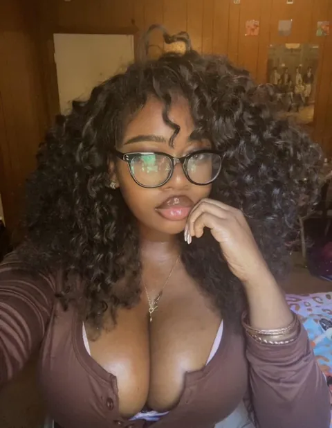 Where do your eyes go first?