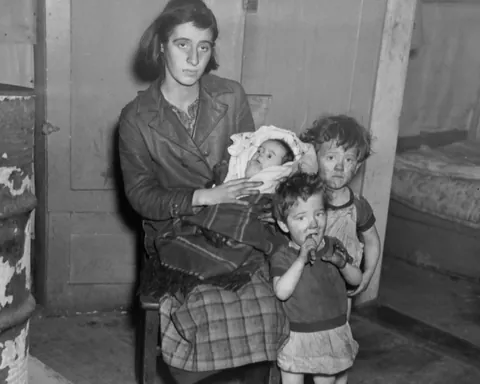 Destitute family, 1936