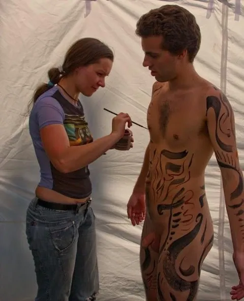 More nude painting pics CFNM