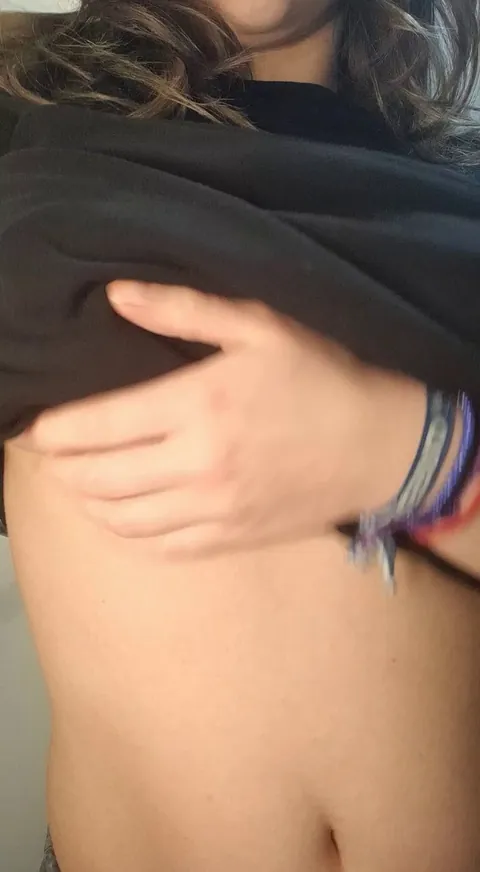 Ever had a 19yo with DD's