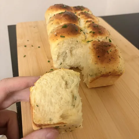 [Homemade] Chive milk buns