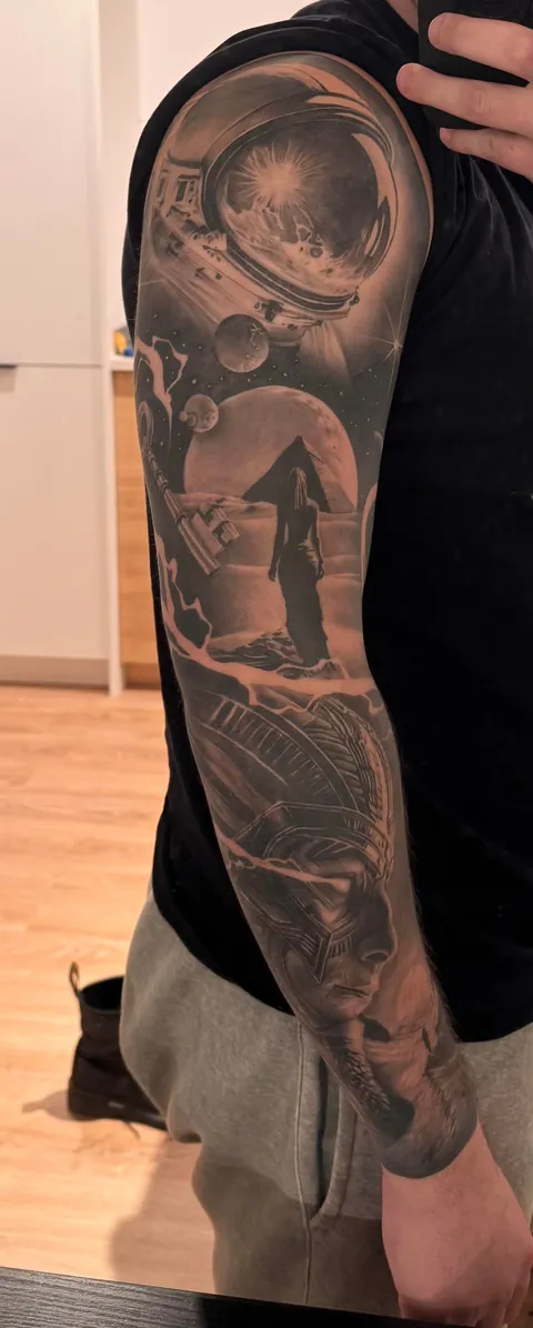 How’s my arm sleeve?