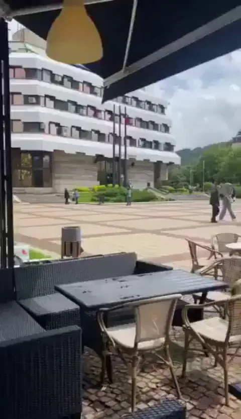 Today the socialist mayor of Dupnitsa, Bulgaria put the Russian flag next to the Bulgarian and the EU flags. A city councillor from the liberal PP-DB threw it in the trash.