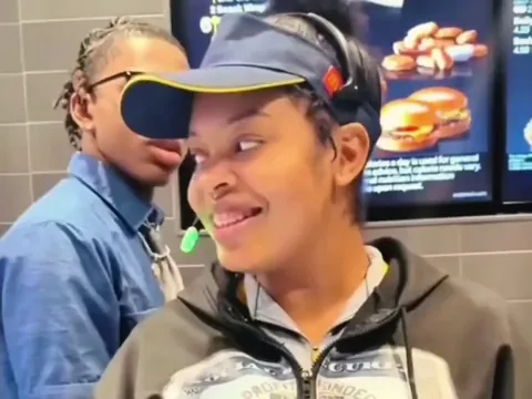 Placing order at closing time 😆😆