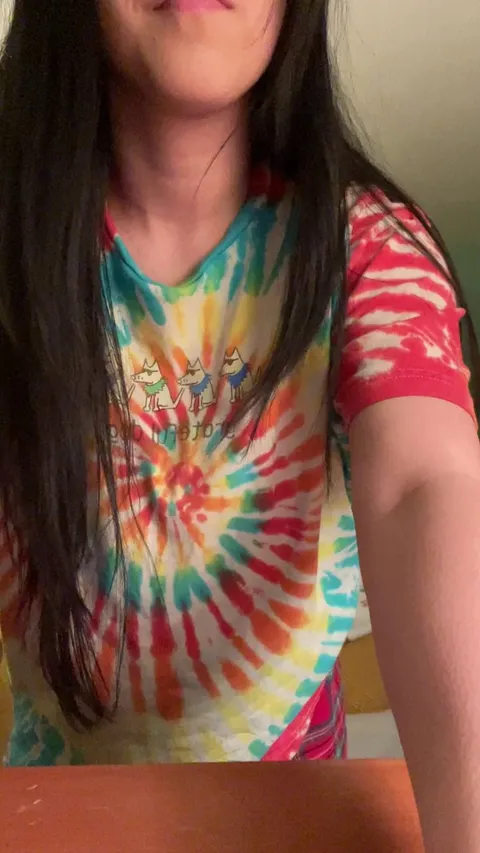 Drop a big tits with small tender nipples