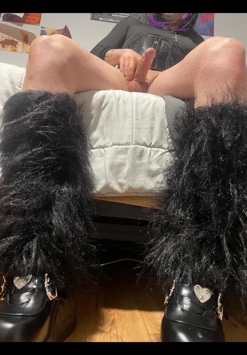 I might've failed as a man but now I am a fem whore. 19yo