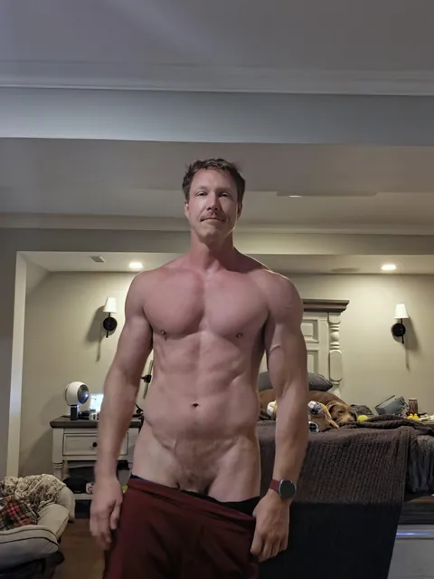 43 Canadian firefighter. Who needs rescue?