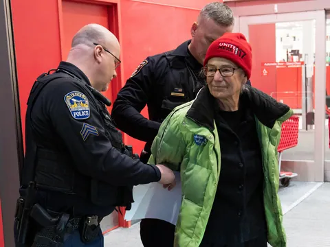 OC: Today anti-ICE protesters were arrested during demonstration at Target in Richfield, Minnesota