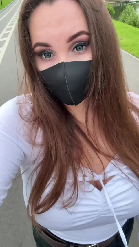 I enjoy making content for you during my walks :)