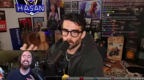 Asmongold spots the lone based chatter in Hasan’s stream