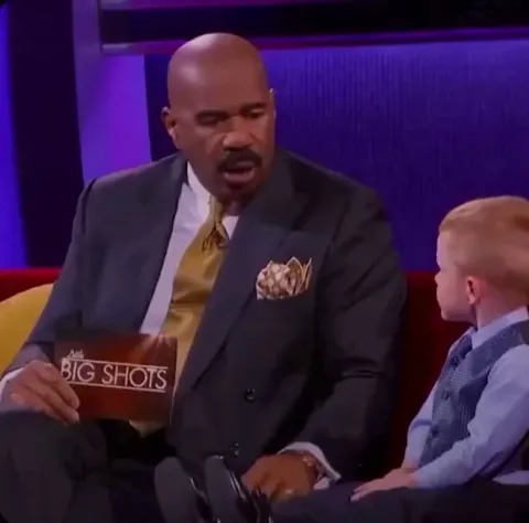 How old are you Robert? 😭😭