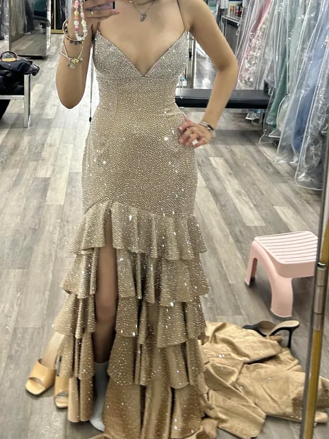 Which should I wear to prom?