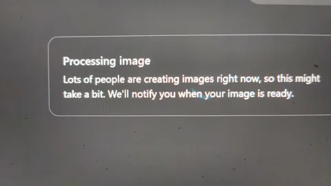 Stop the fkn 100 images trend, I'm tryna work