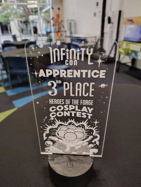 My Orion Survival Suit cosplay won an award at the cosplay contest!
