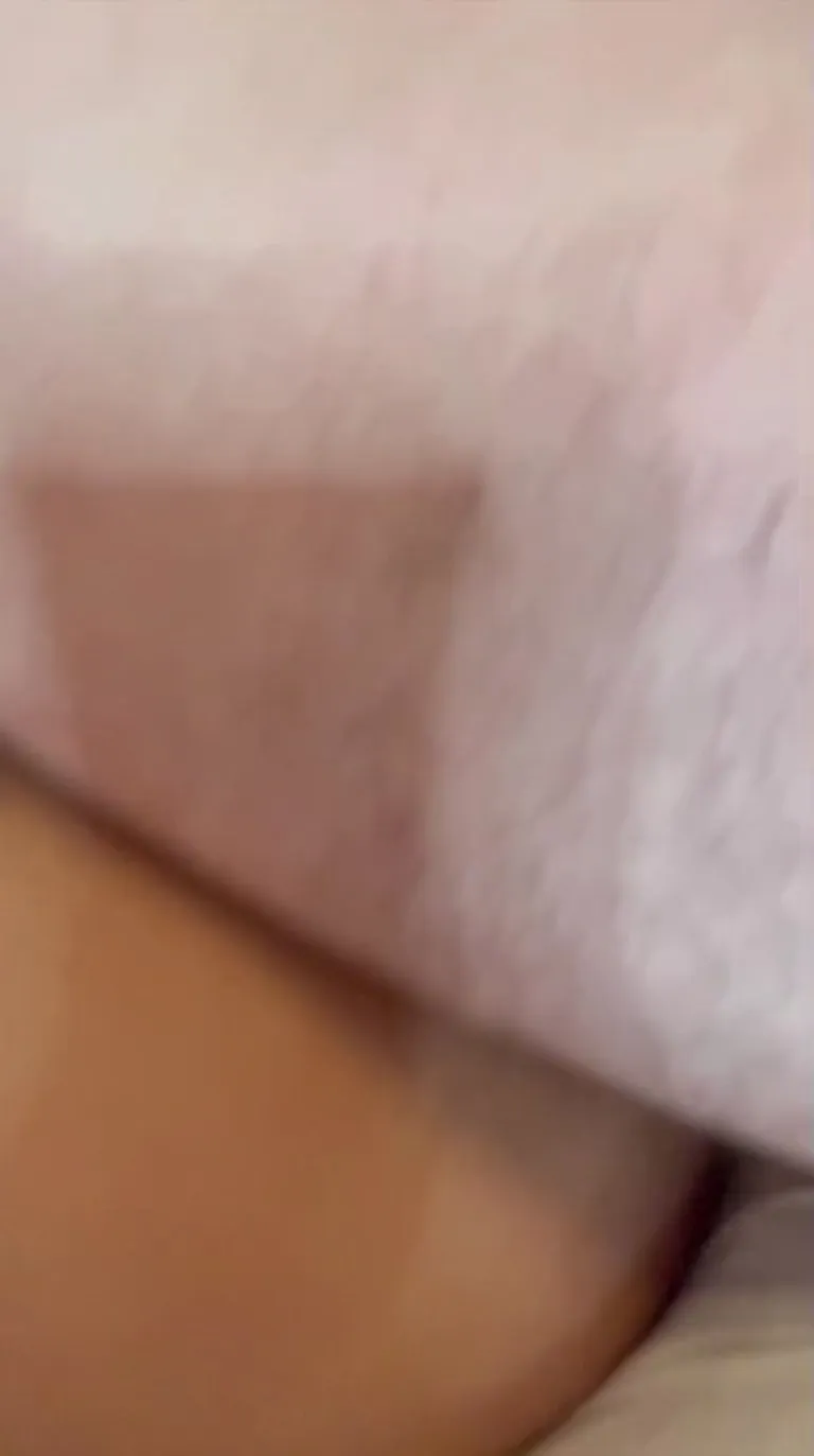 Watching it leak out of me turns me on so much