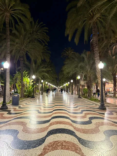 Visit to Spain: 2 weeks Alicante/Murcia/Barcelona