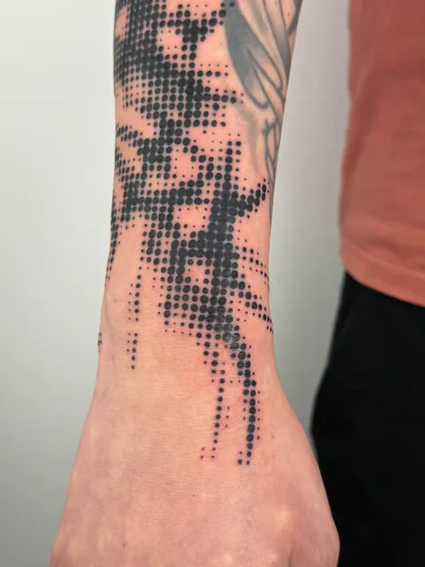 cyber ornamental underarm sleeve + filler done by @tifffany666, Kassel, Germany