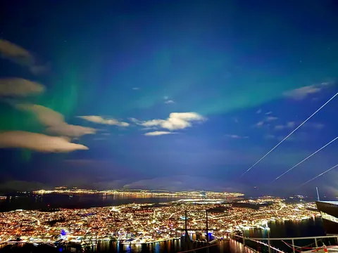 Saw the northern lights for the first time in Tromso, Norway