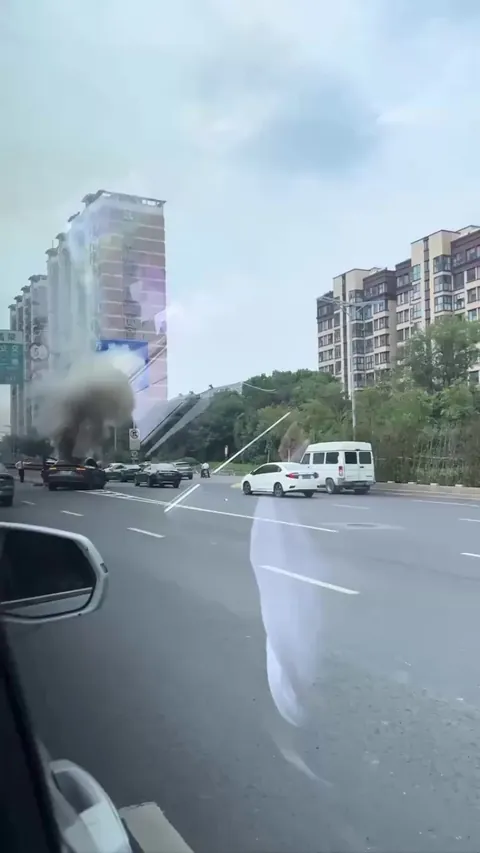 EV caught fire in China