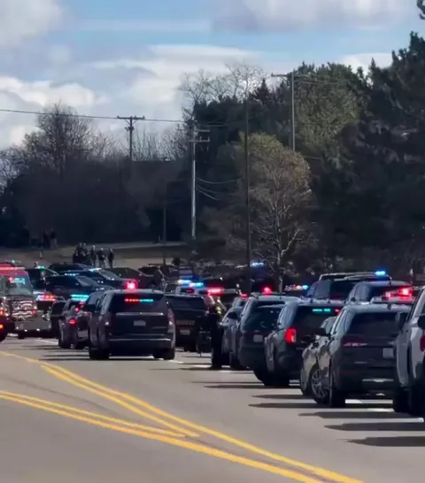 Massive police response at Temple in Detroit after suspect rams truck loaded with explosives into the synagogue and opens fire with a rifle. Attacker killed by security.