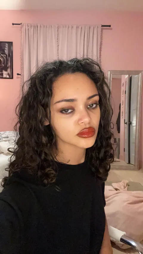 Emphasizing eye bags  