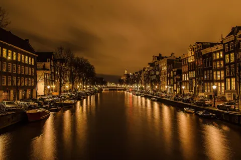 Amsterdam, I surprisingly am in love with you