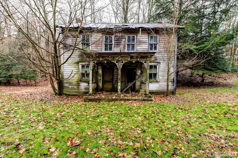 Old Zollarsville House, PA, USA [OC][2048×1367]