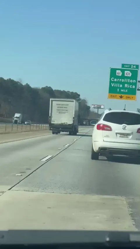F150 vs. box truck on the interstate, [oc]