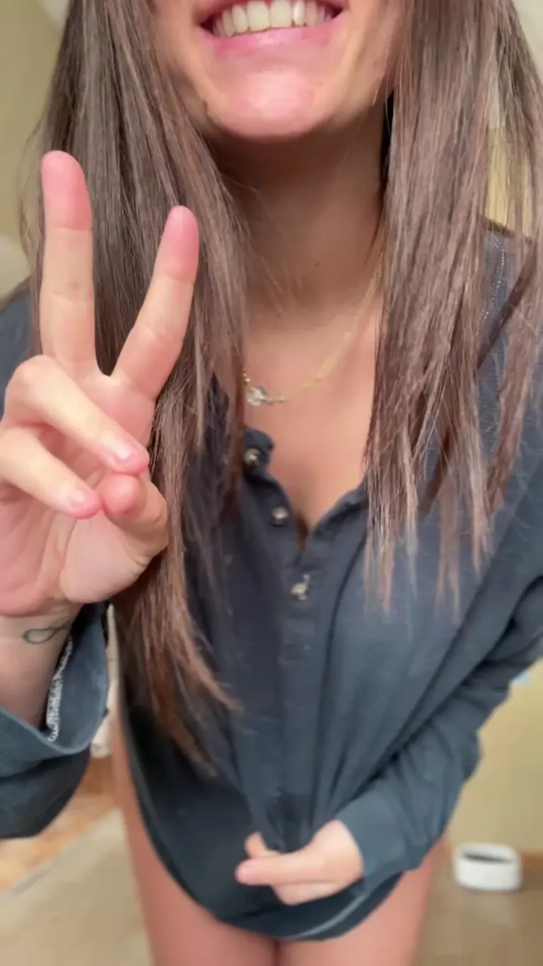 Average Italian girl on off