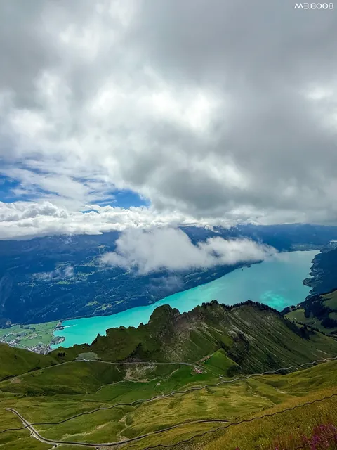 Switzerland 🇨🇭- Brienz Lake, Brienz Rothorn Bahn, Brienz Town