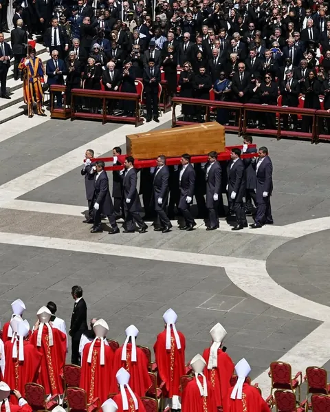 Some pictures from the funeral.