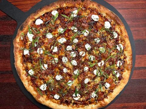 [Homemade] fig jam and bacon pizza