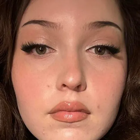 Eyeliner on waterline: better with or without?