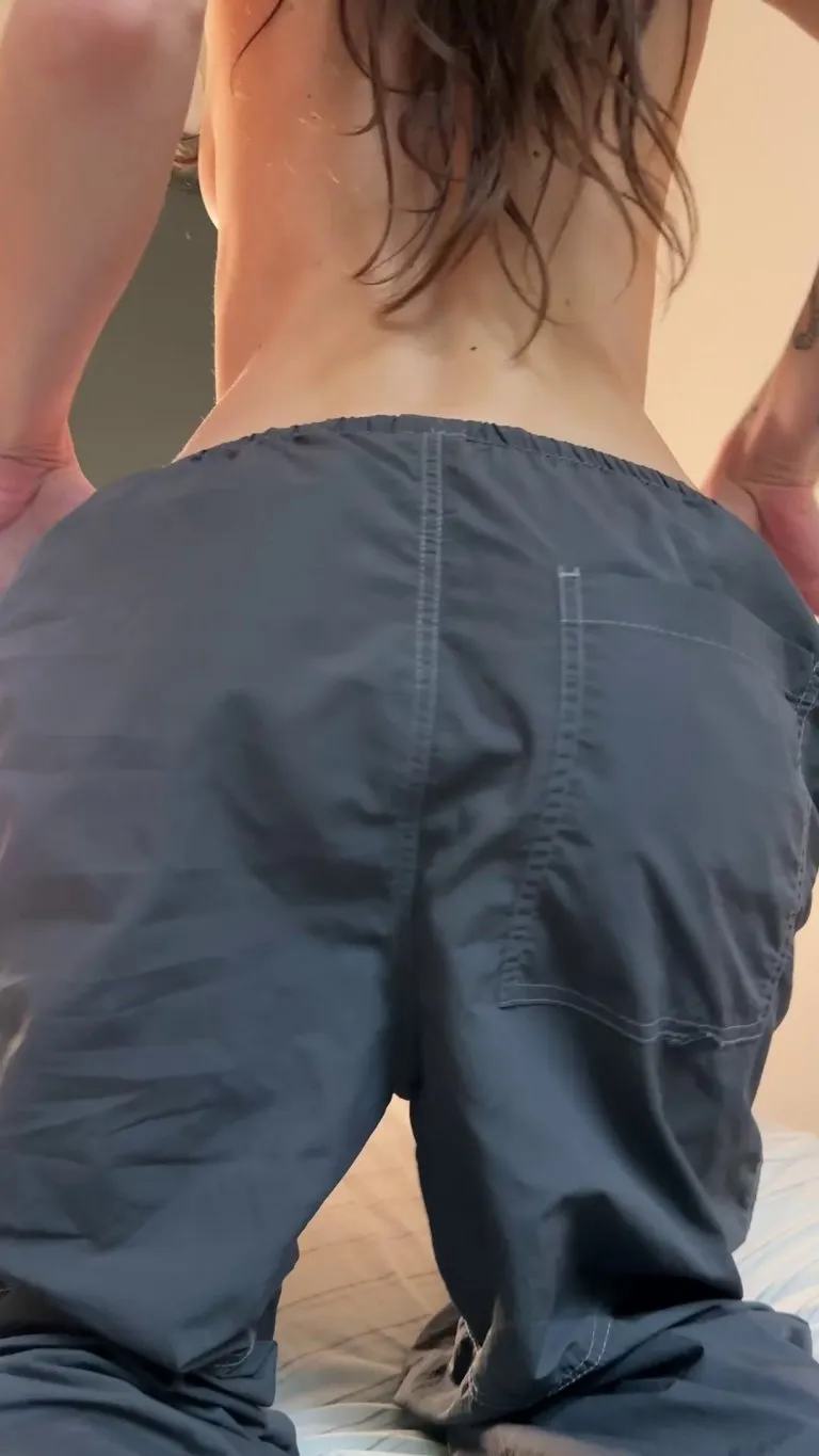 Without pants its just so much better