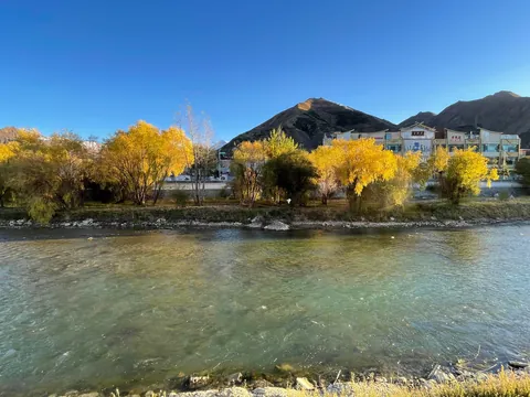 A slice of (tourist) life in Lhasa, Tibet